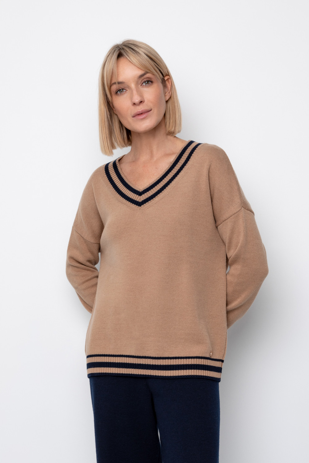 Джемперы женские для мам, артикул: ЕВ 30051/ш, цвет: бежевый, фото 4